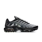 Nike Air Max Plus Black Particle Grey Vapour Green alacsony szárú sneaker – termékfotó, oldalnézet