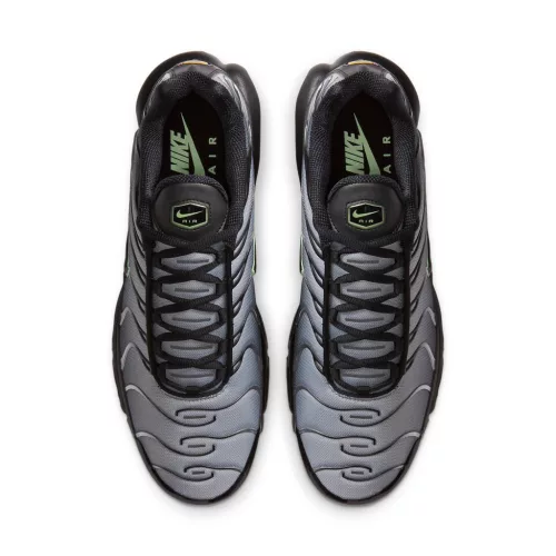 Nike Air Max Plus Black Particle Grey Vapour Green alacsony szárú sneaker – termékfotó, oldalnézet