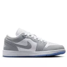 Jordan 1 Low Wolf Grey (Women's) alacsony szárú sneaker – termékfotó, oldalnézet