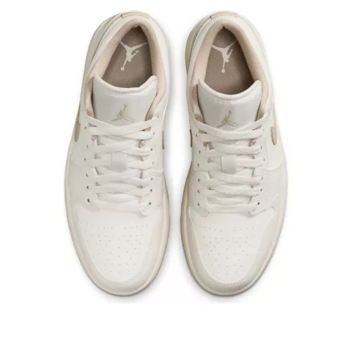 Wmns Air Jordan 1 Low 'Sail Rattan' alacsony szárú sneaker – termékfotó, oldalnézet