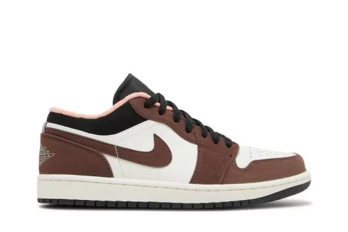 Jordan 1 Low Mocha alacsony szárú sneaker – termékfotó, oldalnézet