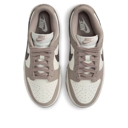Nike Dunk Low Sail Plum Eclipse (Women's) alacsony szárú sneaker – termékfotó, oldalnézet