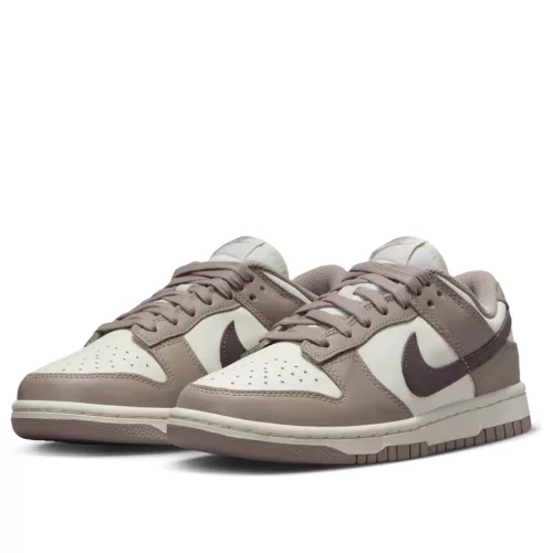 Nike Dunk Low Sail Plum Eclipse (Women's) alacsony szárú sneaker – termékfotó, oldalnézet