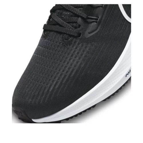 Nike Air Zoom Pegasus 39 Black White alacsony szárú sneaker – termékfotó, oldalnézet