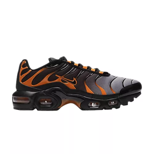 Air Max Plus GS 'Black Team Orange' alacsony szárú sneaker – termékfotó, oldalnézet