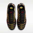 Nike Air Max Plus Black University Gold Red alacsony szárú sneaker – termékfotó, oldalnézet