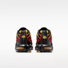 Nike Air Max Plus Black University Gold Red alacsony szárú sneaker – termékfotó, oldalnézet