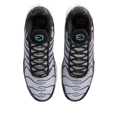 Nike Air Max Plus Black Light Smoke Grey férfi alacsony szárú utcai sneaker fekete szürke