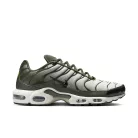 Nike Air Max Plus Sequoia Cargo Khaki alacsony szárú sneaker – termékfotó, oldalnézet