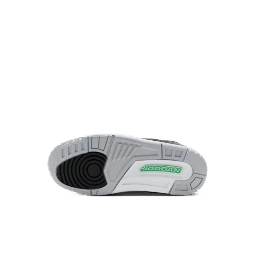 Jordan 3 Retro Green Glow (PS) alacsony szárú sneaker – termékfotó, oldalnézet
