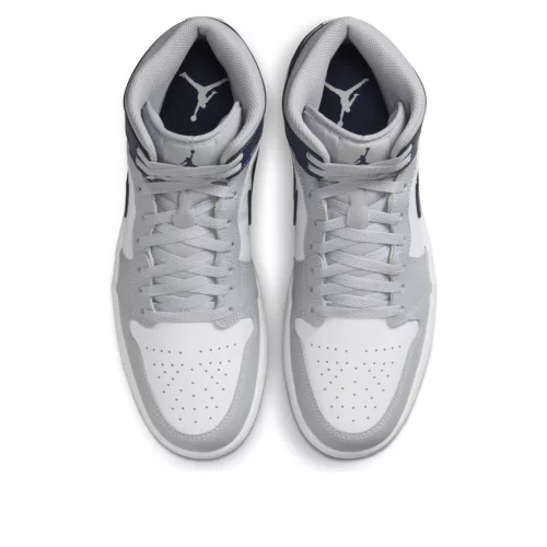 Jordan 1 Mid Wolf Grey Midnight Navy közepes szárú sneaker – termékfotó, oldalnézet