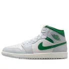 Jordan 1 Mid White Pure Platinum Pine Green közepes szárú sneaker – termékfotó, oldalnézet