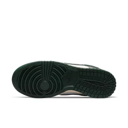 Nike Dunk Low Vintage Green (Women's) alacsony szárú sneaker – termékfotó, oldalnézet