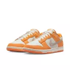 Nike Dunk Low AS Safari Swoosh Kumquat alacsony szárú sneaker – termékfotó, oldalnézet