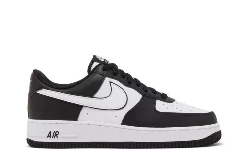 Nike Air Force 1 Low '07 White Swoosh Panda férfi alacsony szárú utcai sneaker fekete fehér