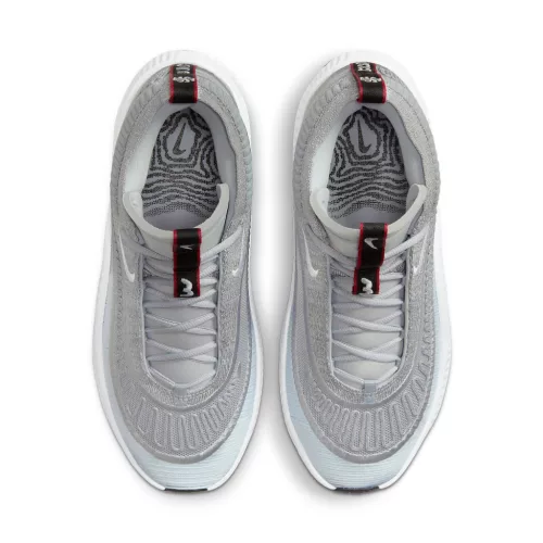 Nike Cosmic Unity 3 Silver Bullet alacsony szárú sneaker – termékfotó, oldalnézet