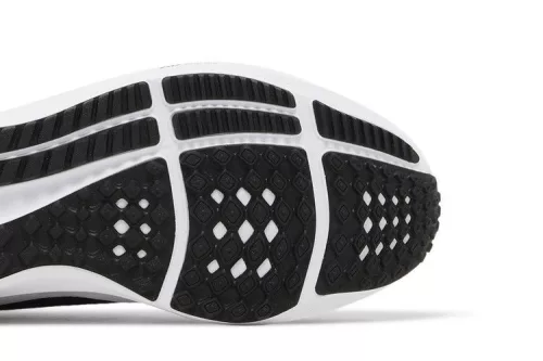 Nike Air Zoom Pegasus 40 Black White férfi alacsony szárú futócipő fekete