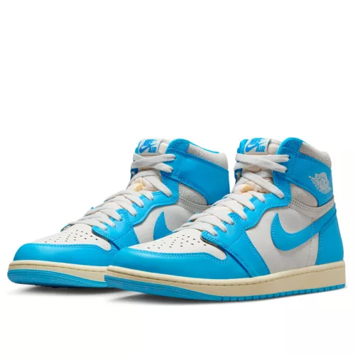 Jordan 1 Retro High OG UNC Reimagined magas szárú sneaker – termékfotó, oldalnézet