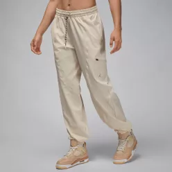 Jordan Sport Women's Tunnel Pants Legend Light Brown/Legend Medium Brown – termékfotó, oldalnézet