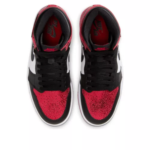 Jordan 1 High OG Ruby (Women's) magas szárú sneaker – termékfotó, oldalnézet