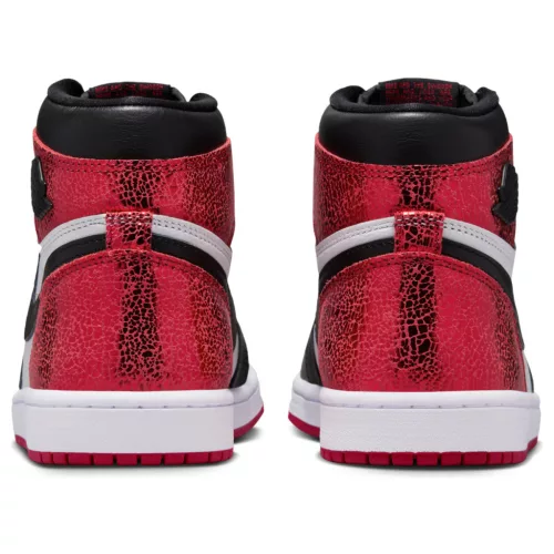 Jordan 1 High OG Ruby (Women's) magas szárú sneaker – termékfotó, oldalnézet