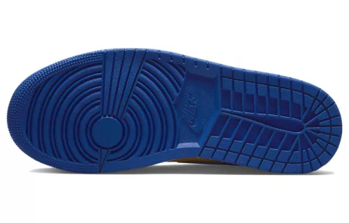 Jordan 1 Retro High OG Reverse Laney (Women's) magas szárú sneaker – termékfotó, oldalnézet