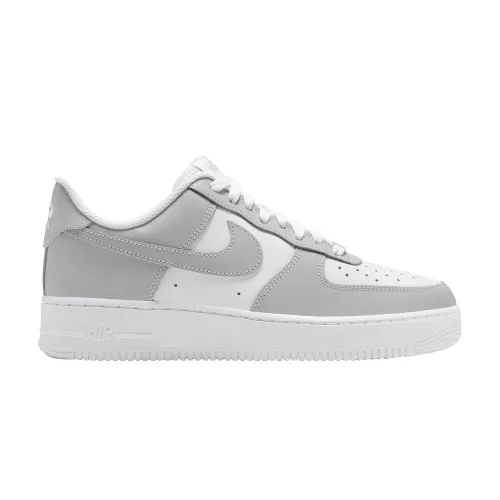 Nike Air Force 1 Low '07 Light Smoke Grey White alacsony szárú sneaker – termékfotó, oldalnézet