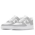 Nike Air Force 1 Low '07 Light Smoke Grey White alacsony szárú sneaker – termékfotó, oldalnézet