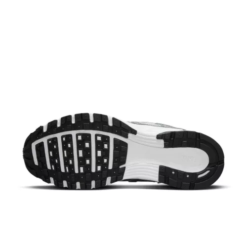 Nike P-6000 Metallic Silver Pure Platinum (Women's) alacsony szárú sneaker – termékfotó, oldalnézet