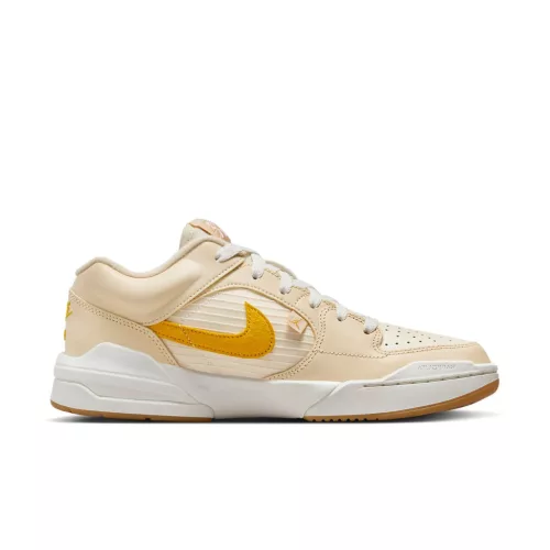 Jordan Stadium 90 Pale Vanilla Coconut Milk Tour Yellow Yellow Ochre (Women's) alacsony szárú sneaker – termékfotó, oldalnézet