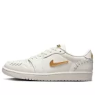 Jordan 1 Low Method of Make Sail Metallic Gold alacsony szárú sneaker – termékfotó, oldalnézet
