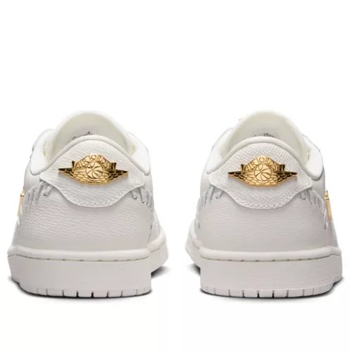Jordan 1 Low Method of Make Sail Metallic Gold alacsony szárú sneaker – termékfotó, oldalnézet