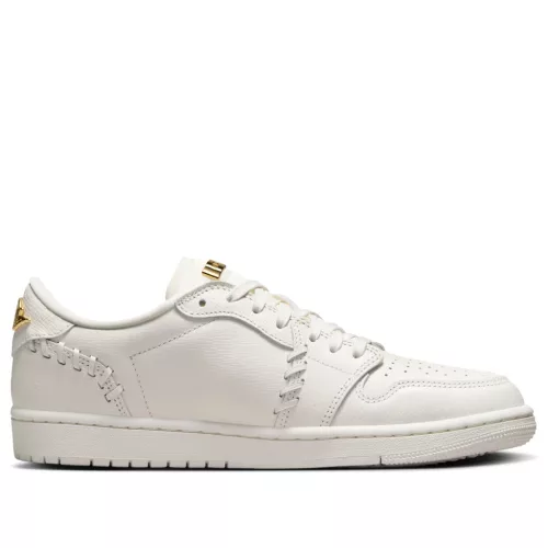 Jordan 1 Low Method of Make Sail Metallic Gold alacsony szárú sneaker – termékfotó, oldalnézet