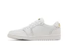 Jordan 1 Low Method of Make Sail Metallic Gold (Women's) női alacsony szárú utcai sneaker krém