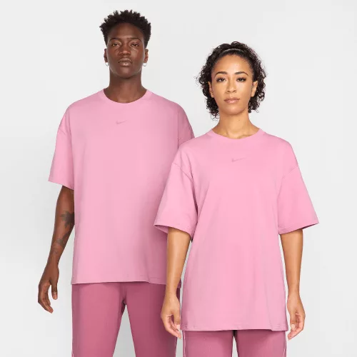 Nike x NOCTA Max 90 T-shirt Elemental Pink/Desert Berry – termékfotó, oldalnézet