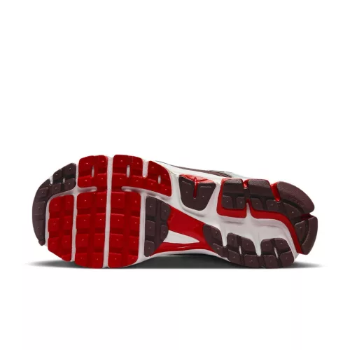 Nike Zoom Vomero 5 Mystic Red (Women's) alacsony szárú sneaker – termékfotó, oldalnézet