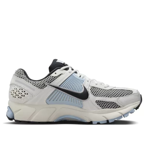 Wmns Air Zoom Vomero 5 'Light Armory Blue' alacsony szárú sneaker – termékfotó, oldalnézet