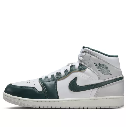 Jordan 1 Mid SE Oxidized Green közepes szárú sneaker – termékfotó, oldalnézet