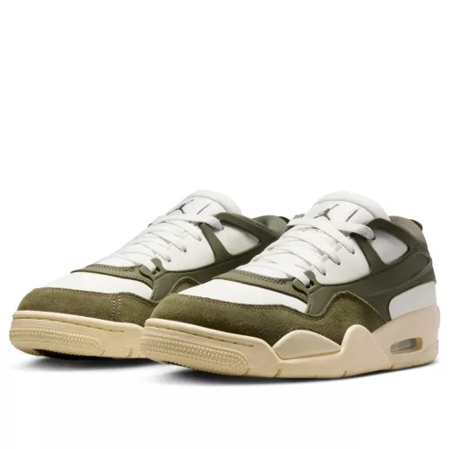Wmns Air Jordan 4 RM 'Medium Olive' alacsony szárú sneaker – termékfotó, oldalnézet