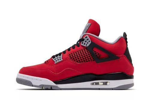 Jordan 4 Retro Toro Bravo (2026) (GS) gyerek magas szárú kosárlabdacipő piros