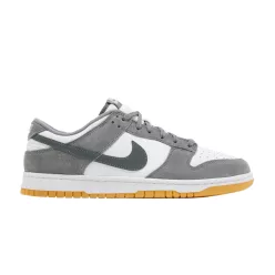 Nike Dunk Low Smoke Grey Gum 3M Swoosh alacsony szárú sneaker – termékfotó, oldalnézet