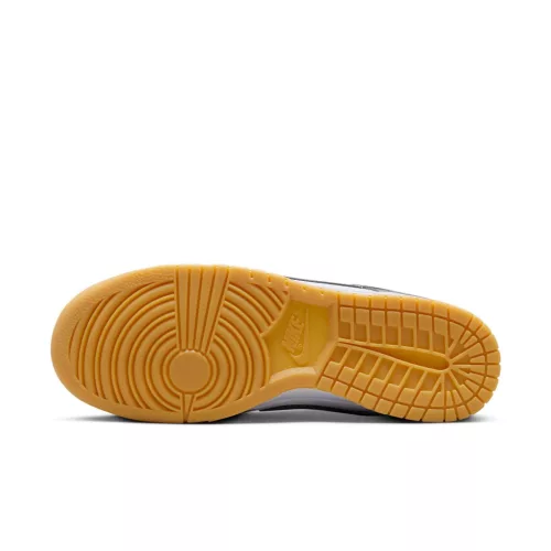 Nike Dunk Low Smoke Grey Gum 3M Swoosh alacsony szárú sneaker – termékfotó, oldalnézet