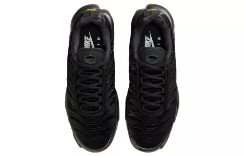 Nike Air Max Plus Black Anthracite Sail (Women's) alacsony szárú sneaker – termékfotó, oldalnézet