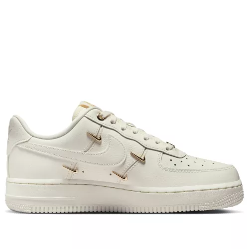 Nike Air Force 1 '07 LX CN Sail Gold Mini Swooshes (Women's) alacsony szárú sneaker – termékfotó, oldalnézet