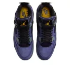 Jordan 4 Retro Lakers magas szárú sneaker – termékfotó, oldalnézet