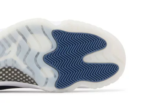 Jordan 11 Retro Low Diffused Blue férfi alacsony szárú utcai sneaker fehér