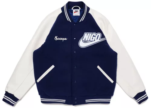 Nike x Nigo NRG Varsity Jacket Navy – termékfotó, oldalnézet