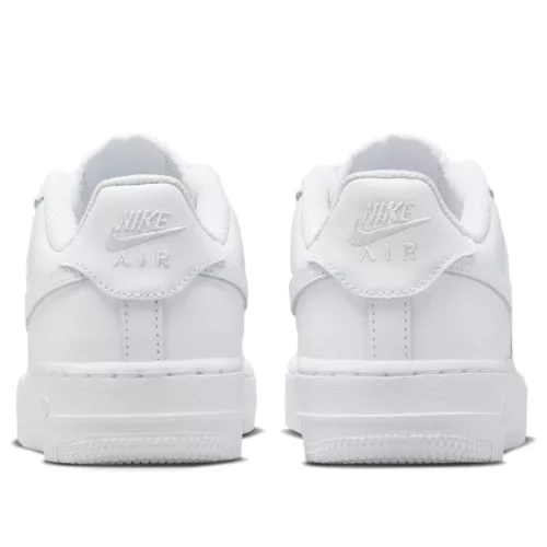 Nike Air Force 1 Low LE Triple White (GS) alacsony szárú sneaker – termékfotó, oldalnézet
