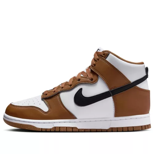 Nike Dunk High Next Nature Light British Tan (Women's) magas szárú sneaker – termékfotó, oldalnézet