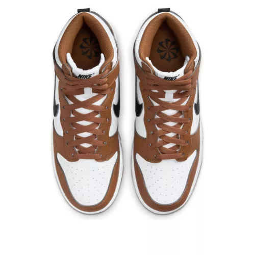 Nike Dunk High Next Nature Light British Tan (Women's) magas szárú sneaker – termékfotó, oldalnézet